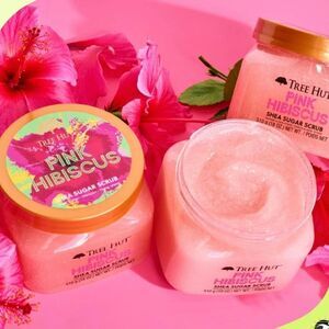 Tree Hut Shea Sugar Scrub Pink Hibiscus 🌺 18oz exfoliation